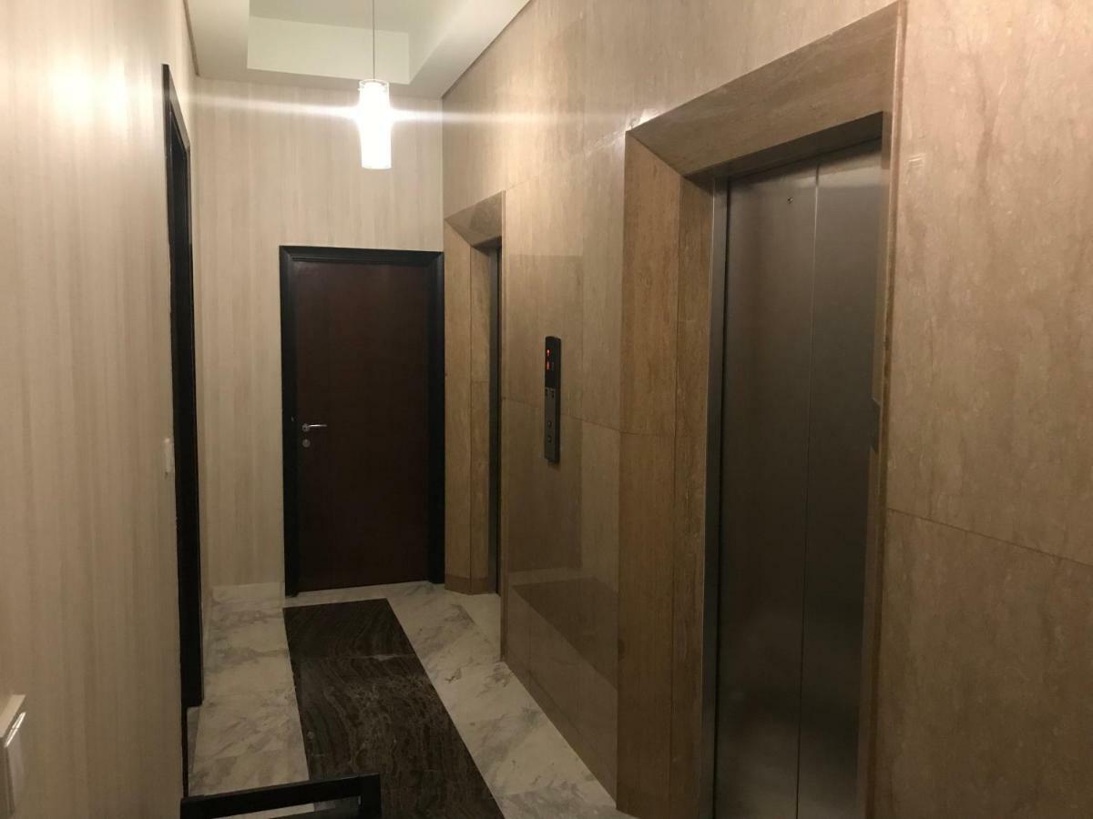 The Peak Residence At Sudirman - 3 Bedroom Exclusive Private Apartment Jakarta Eksteriør billede