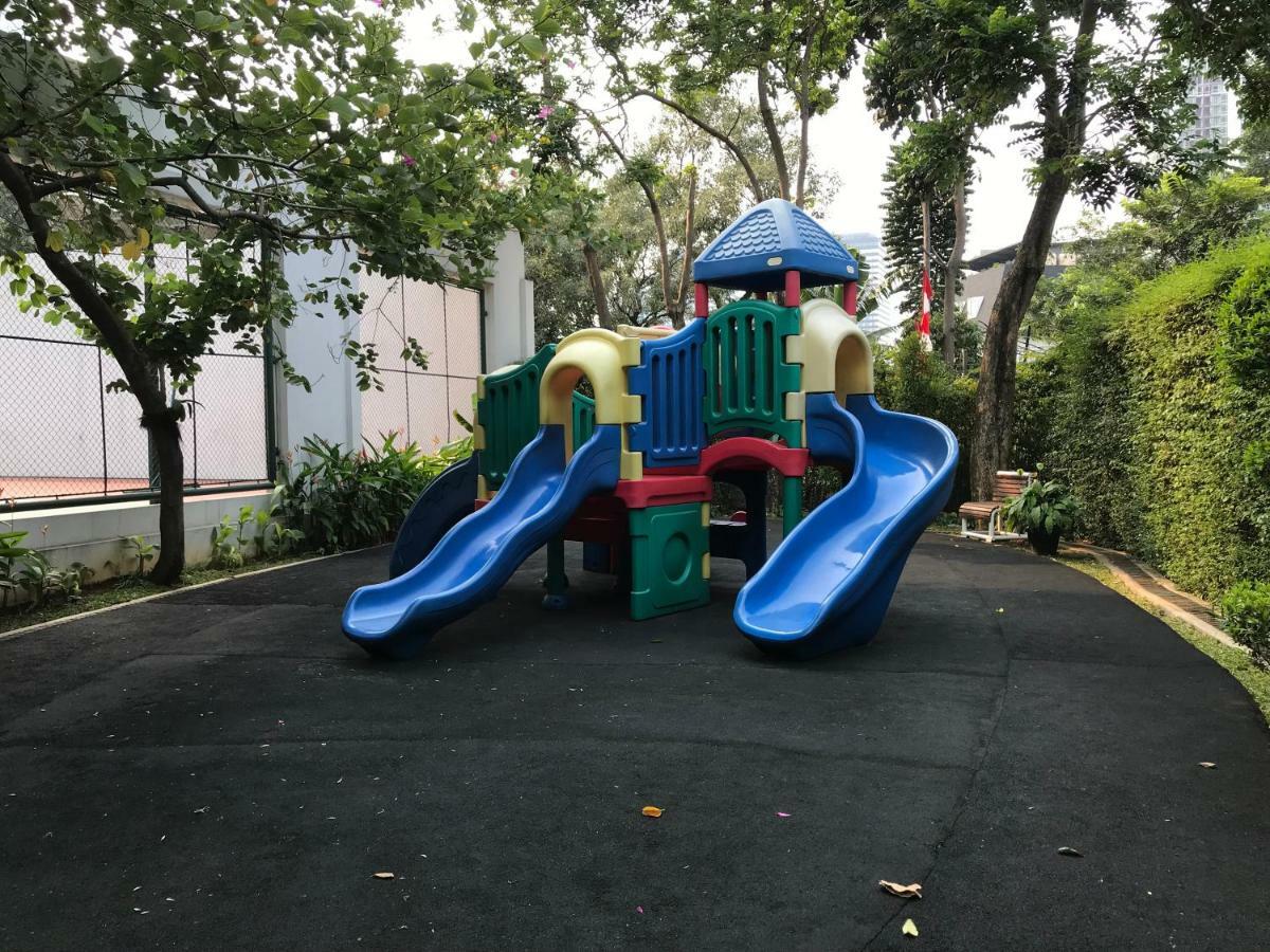 The Peak Residence At Sudirman - 3 Bedroom Exclusive Private Apartment Jakarta Eksteriør billede