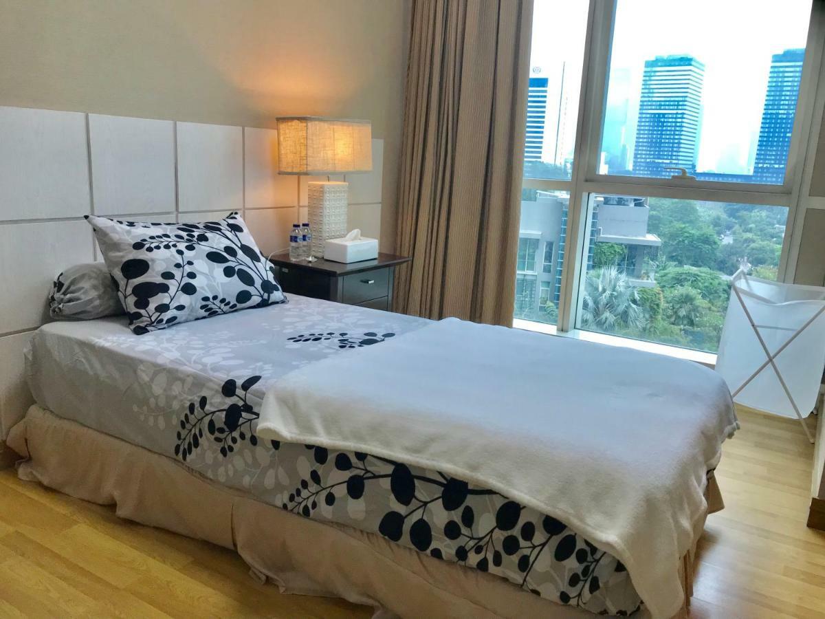 The Peak Residence At Sudirman - 3 Bedroom Exclusive Private Apartment Jakarta Eksteriør billede
