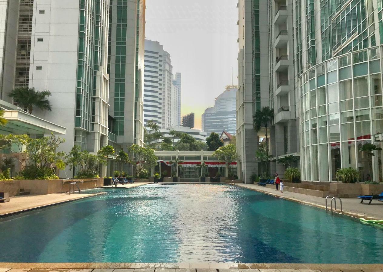 The Peak Residence At Sudirman - 3 Bedroom Exclusive Private Apartment Jakarta Eksteriør billede